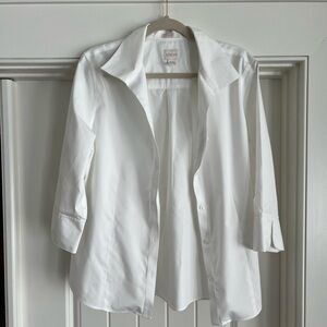 Chicos - never worn - shirt - sz 2.5 - fits a sz 2-6 - no iron